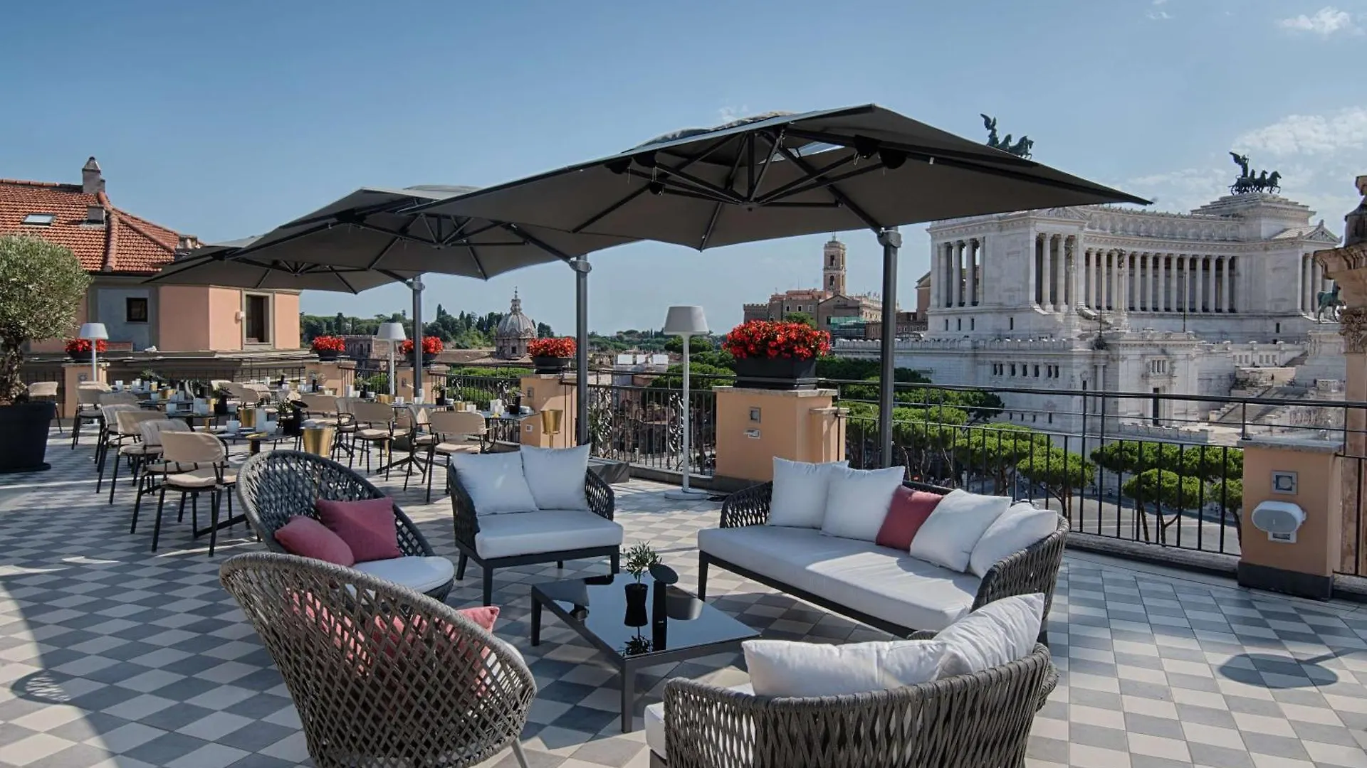 *****  Отель Nh Collection Roma Fori Imperiali Италия
