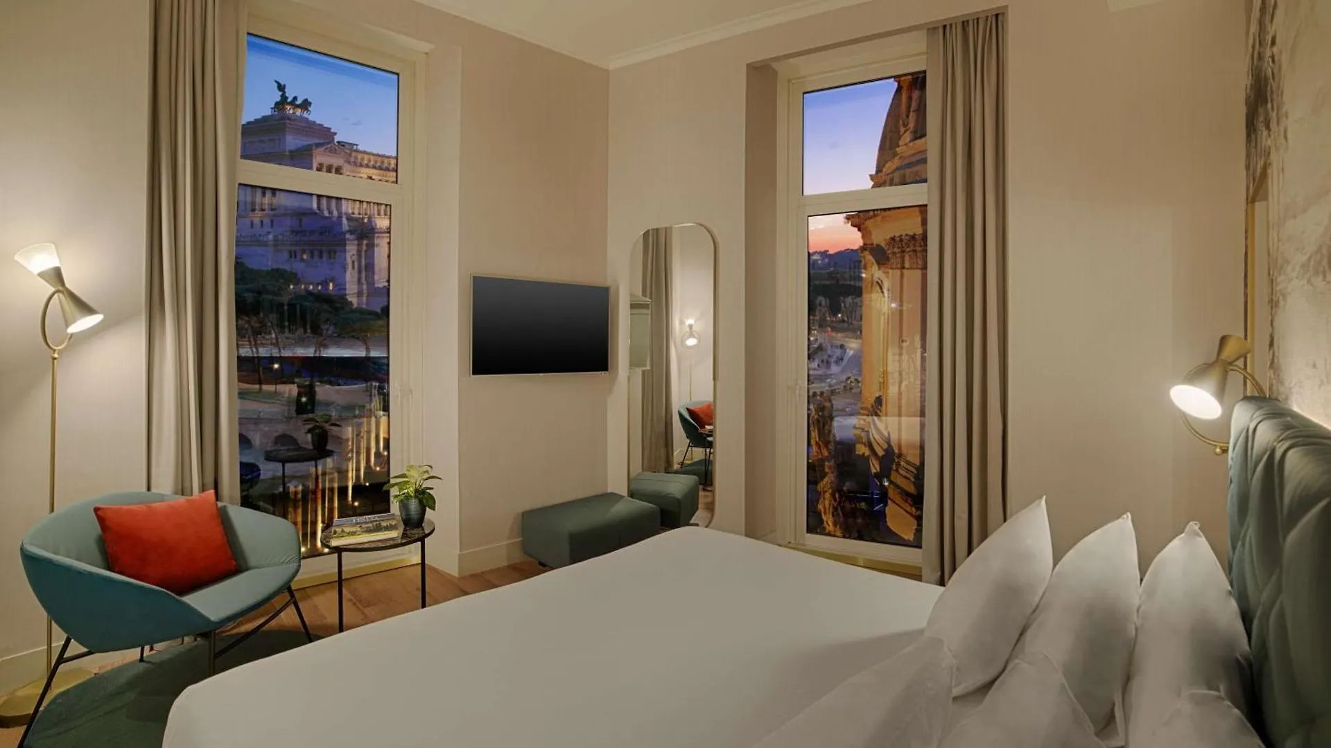 *****  Отель Nh Collection Roma Fori Imperiali Италия
