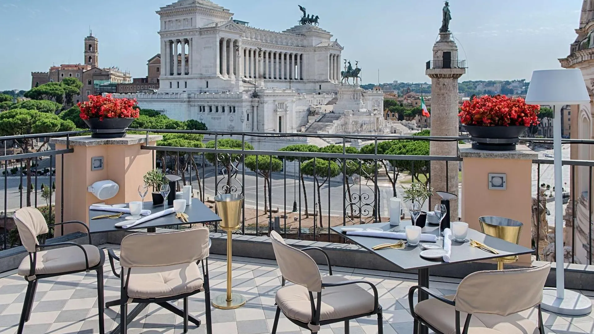 Hotel NH Collection Roma Fori Imperiali